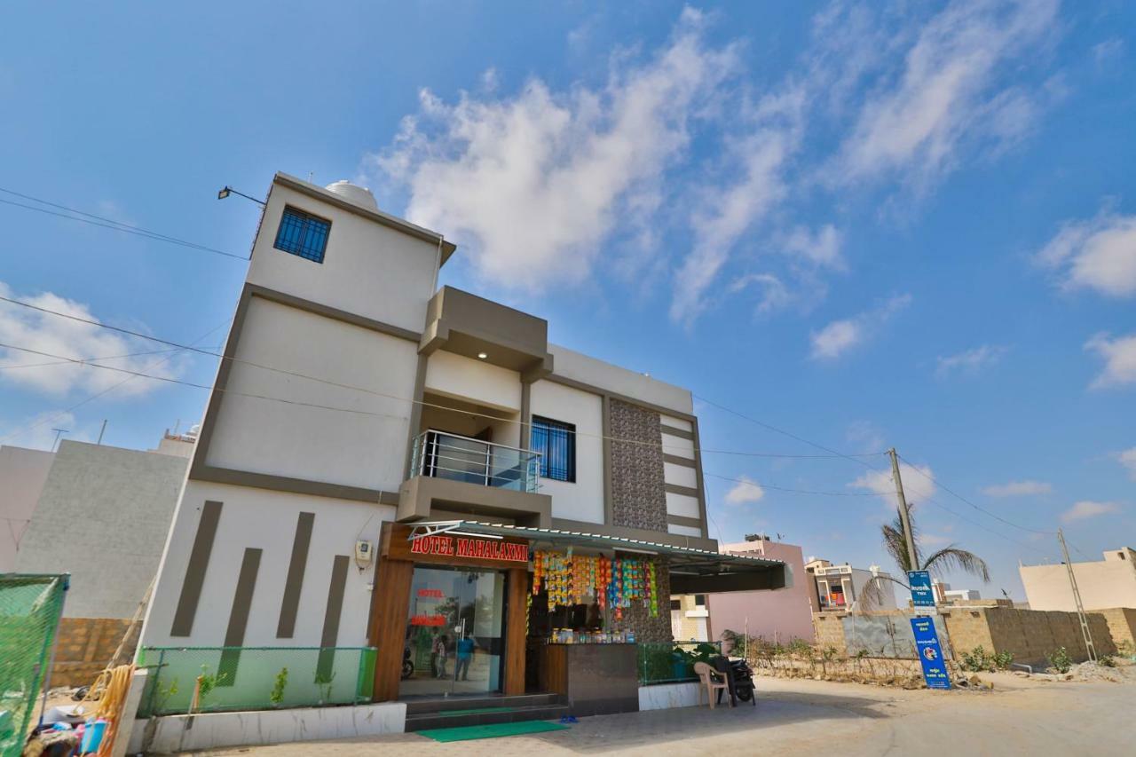 Dwārka Spot On 37366 Hotel Mahalaxmi מראה חיצוני תמונה